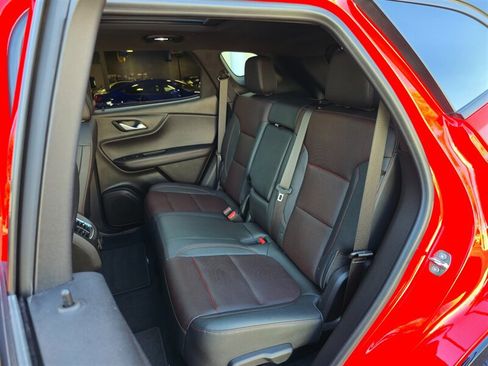 Used 2022 Chevrolet Blazer RS w/ Enhanced Convenience Package FWD image 28