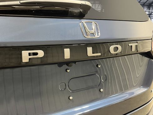New 2026 Honda Pilot Elite image 7