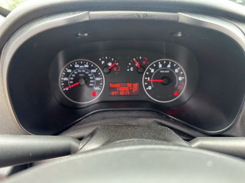 Used 2021 RAM ProMaster City Tradesman FWD image 26