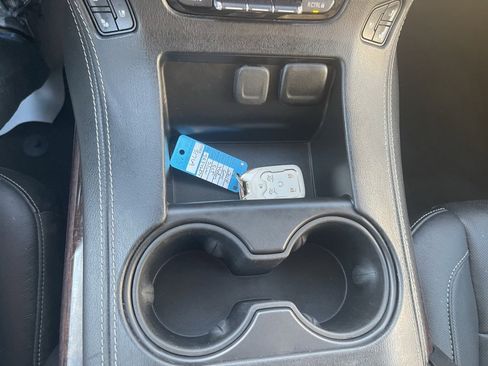 Used 2018 GMC Yukon SLT w/ Open Road Package image 36