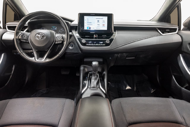 Used 2024 Toyota Corolla SE w/ Convenience Package FWD image 28