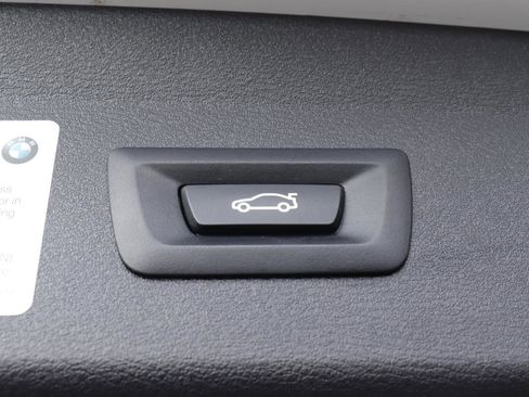 Used 2021 BMW X1 sDrive28i image 18