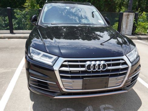 Used 2020 Audi Q5 2.0T Premium Plus AWD/4WD image 2
