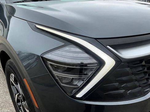 Certified 2024 Kia Sportage LX image 30