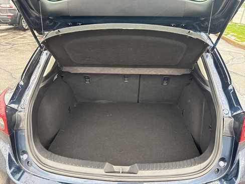 Used 2018 MAZDA MAZDA3 Touring image 8