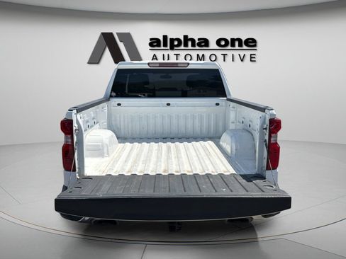 Used 2021 Chevrolet Silverado 1500 LT w/ Z71 Off-Road Package AWD/4WD image 21