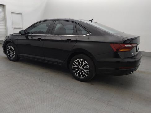 Used 2019 Volkswagen Jetta SE FWD image 3
