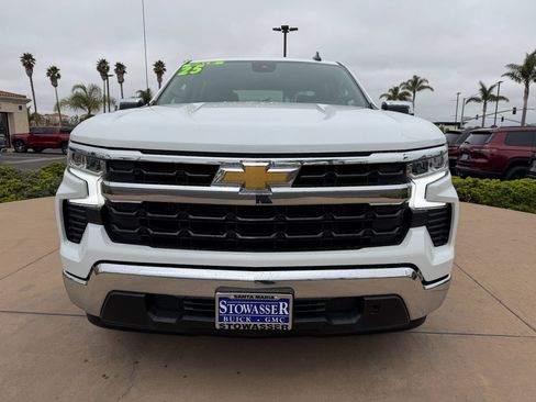 Used 2025 Chevrolet Silverado 1500 LT RWD image 2
