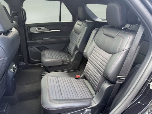 New 2026 Ford Explorer ST-Line AWD/4WD image 10