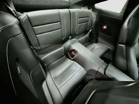 Certified 2025 Porsche 911 Carrera T RWD image 27