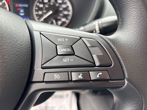 Used 2025 Nissan Sentra S image 27