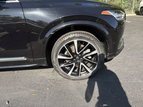 Certified 2023 Volvo XC90 B6 Plus w/ Protection Package AWD/4WD image 13