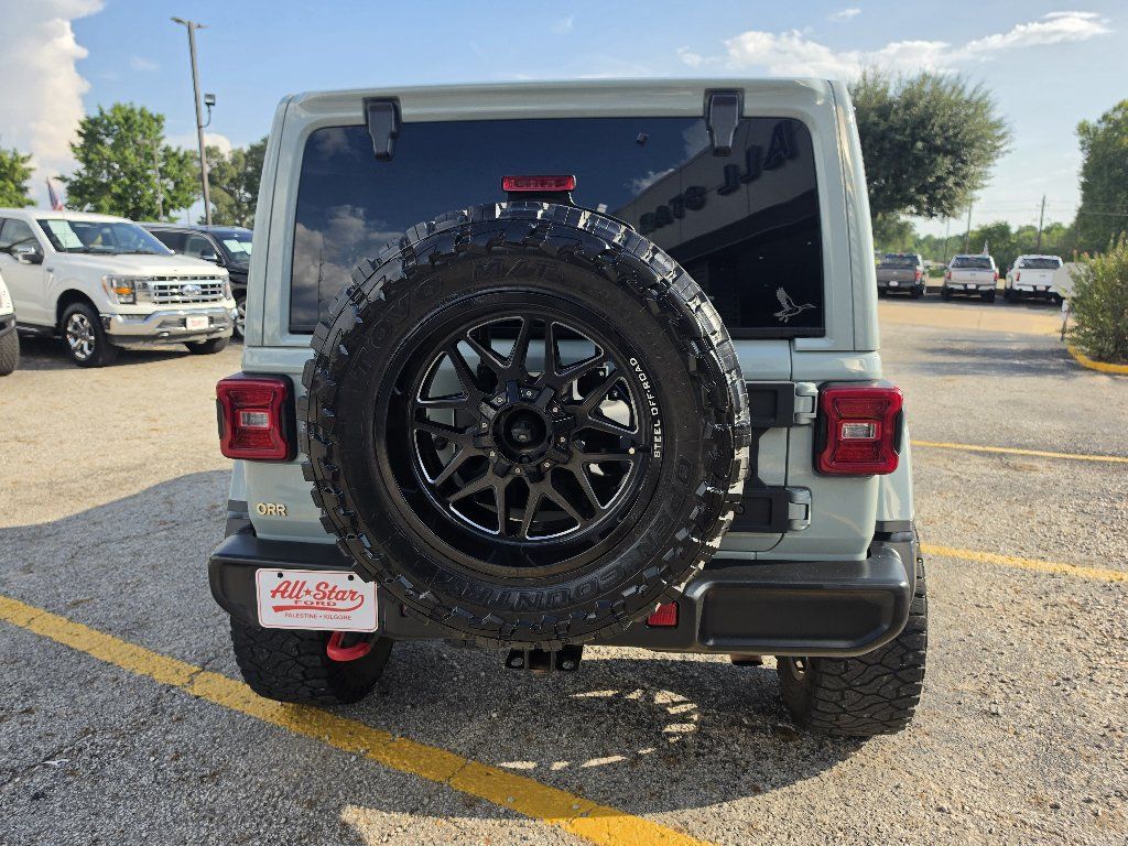 Used 2023 Jeep Wrangler Unlimited Rubicon w/ Cold Weather Group AWD/4WD image 6