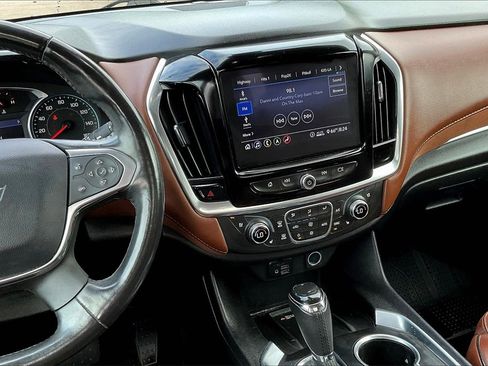 Used 2020 Chevrolet Traverse High Country w/ LPO, Floor Liner Package image 6