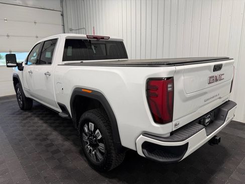 Used 2024 GMC Sierra 2500 Denali w/ Denali Reserve Package AWD/4WD image 7