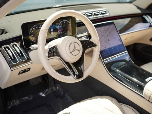 Used 2022 Mercedes-Benz S 500 4MATIC image 20