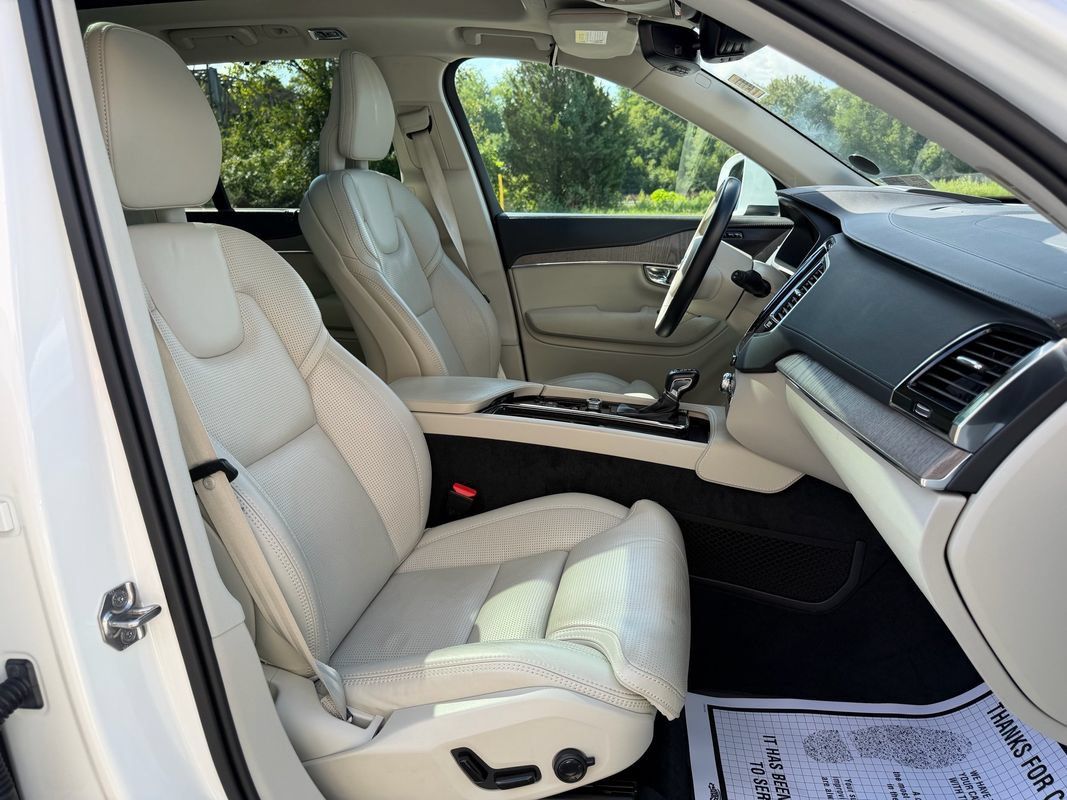 Used 2021 Volvo XC90 T6 Inscription w/ Advanced Package AWD/4WD image 35