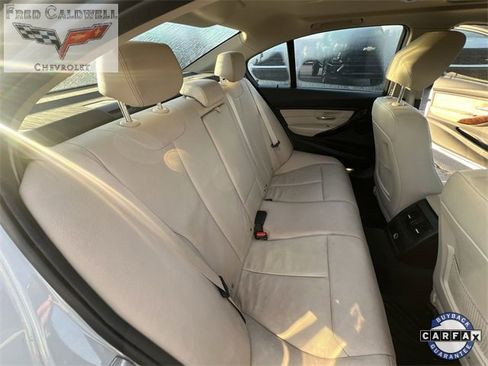 Used 2015 BMW 320i Sedan image 27