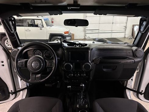Used 2016 Jeep Wrangler Sport w/ Quick Order Package 24S AWD/4WD image 21