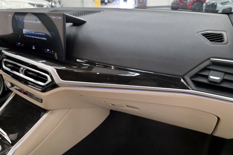 Used 2023 BMW i4 eDrive35 w/ Premium Package RWD image 33