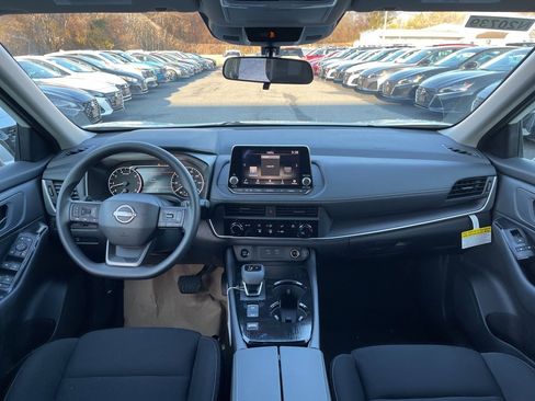 New 2026 Nissan Rogue S image 6