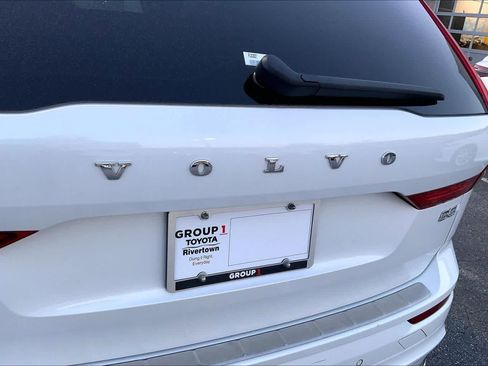 Used 2023 Volvo XC60 B5 Plus w/ Climate Package image 10