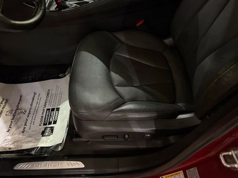 Used 2019 Buick Envision Essence FWD image 11