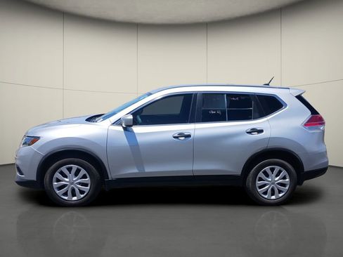 Used 2016 Nissan Rogue S FWD image 4