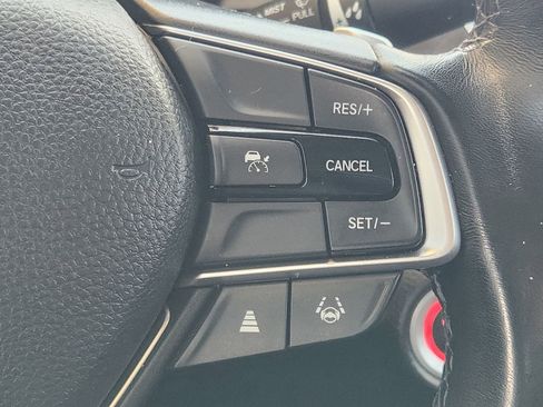 Used 2022 Honda Accord EX-L image 28