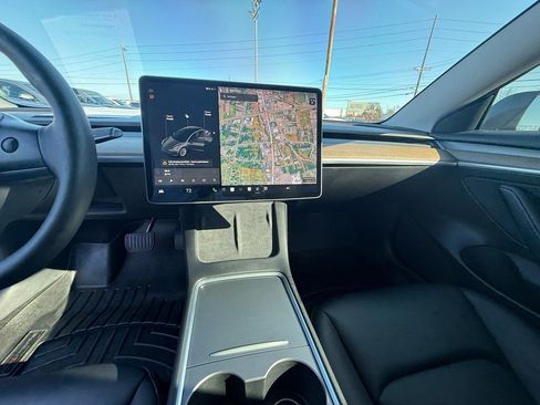 Used 2022 Tesla Model 3 Long Range image 16