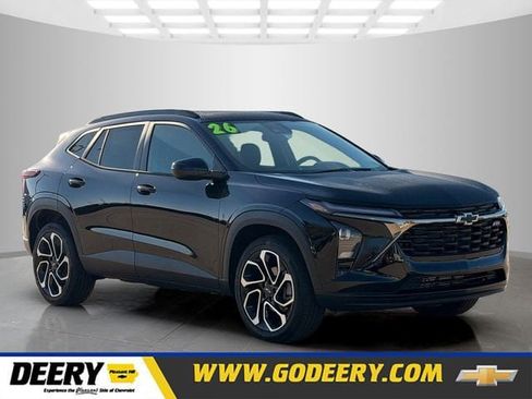 New 2026 Chevrolet Trax RS w/ Sunroof Package FWD image 1