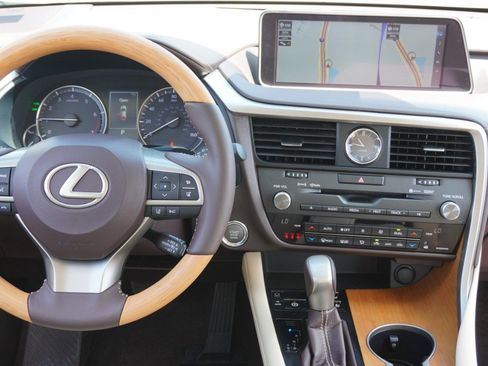 Used 2018 Lexus RX 350 FWD w/ Premium Package image 30