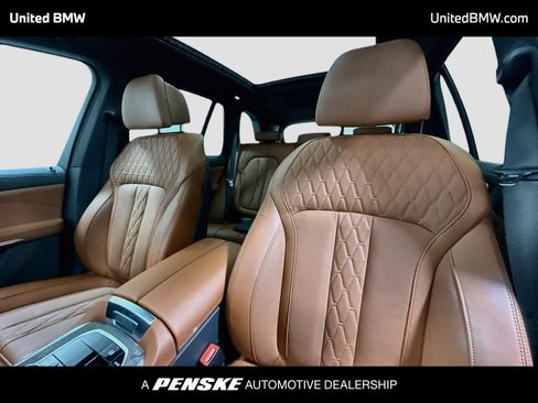 Used 2026 BMW X5 xDrive40i w/ M Sport Package AWD/4WD image 5