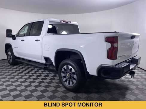 Certified 2024 Chevrolet Silverado 2500 Custom w/ Custom Value Package AWD/4WD image 17