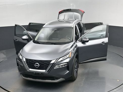 Used 2023 Nissan Rogue SV w/ SV Premium B Package image 48