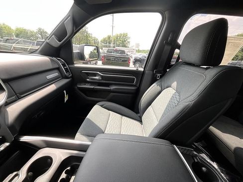 New 2026 RAM 1500 Big Horn w/ Night Edition AWD/4WD image 32