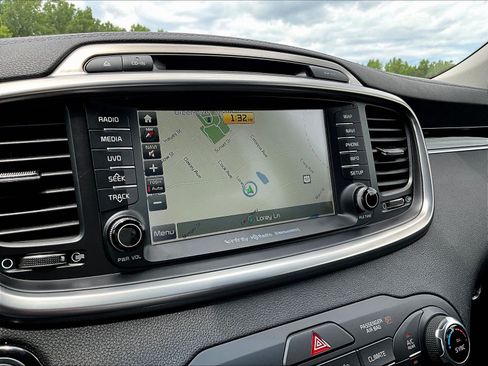 Used 2016 Kia Sorento SX FWD image 15