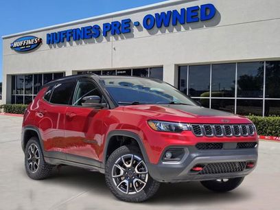 Used 2025 Jeep Compass Trailhawk
