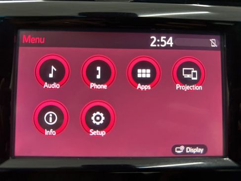 Used 2018 Toyota Camry SE FWD image 19