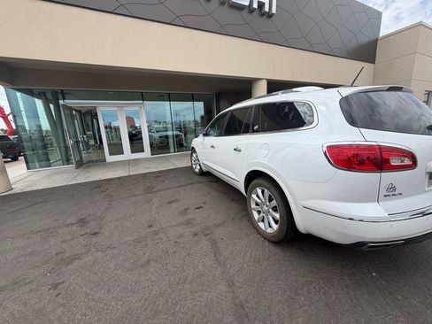 Used 2017 Buick Enclave Premium w/ Experience Buick Package AWD/4WD image 6