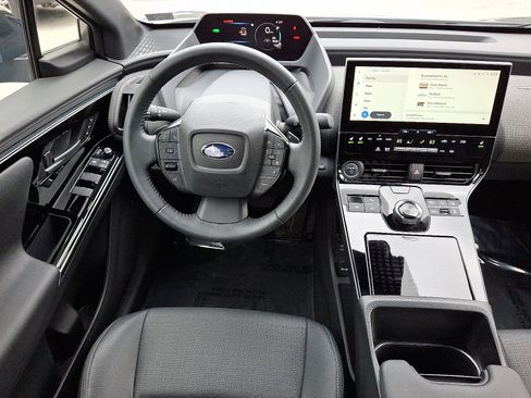 Used 2023 Subaru Solterra AWD image 11