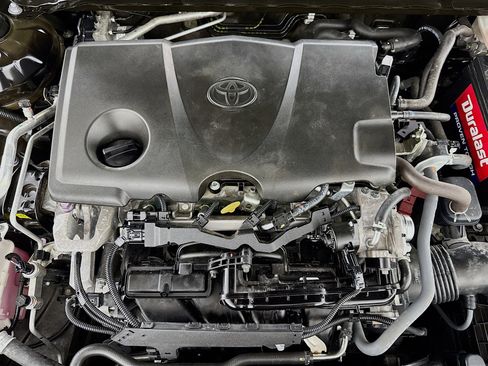 Used 2021 Toyota Camry LE image 37