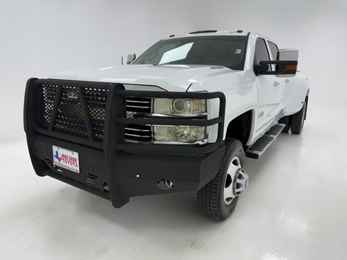 Used 2016 Chevrolet Silverado 3500 High Country w/ Duramax Plus Package image 4