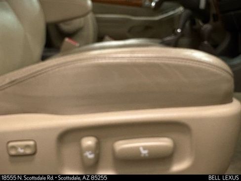 Used 2005 Lexus GX 470 AWD/4WD image 32