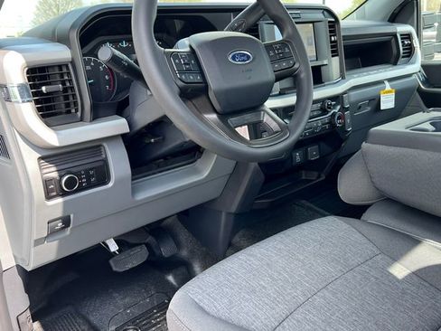 New 2026 Ford F250 XL w/ FX4 Off-Road Package AWD/4WD image 16