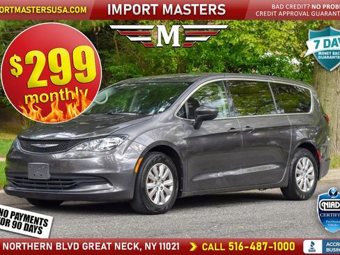 Used 2019 Chrysler Pacifica L FWD image 1