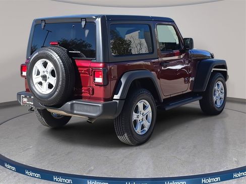 Used 2021 Jeep Wrangler Sport S image 4
