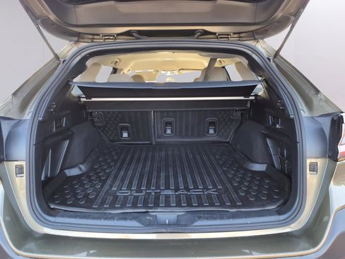 Used 2022 Subaru Outback Premium image 9