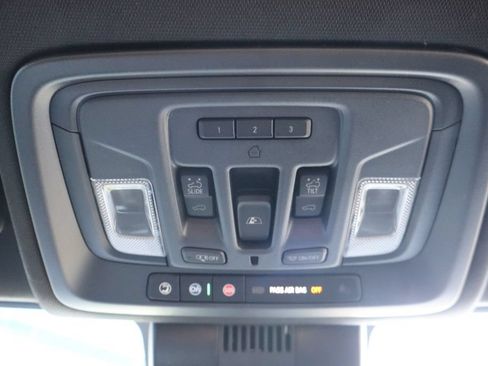 New 2026 Chevrolet Silverado 1500 ZR2 AWD/4WD image 21
