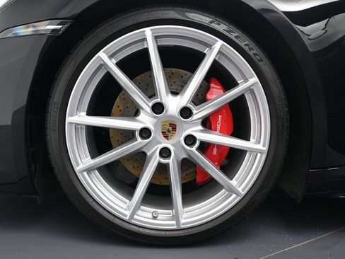 Certified 2020 Porsche 911 Carrera 4S AWD/4WD image 40